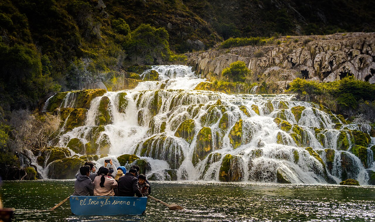 Paisaje de Huancaya en Nor Yauyos Cochas